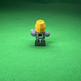 LEGO Nexo Knights MINIFIGURES: Rogul nex077, Axl Bot nex094, Brickster nex104