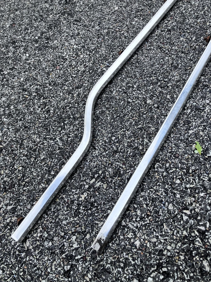 OEM Original 1967 1968 1969 Dodge Dart Hood moldura de labios 3 piezas MOPAR Foto 3 de 4