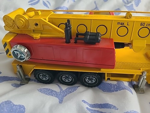 Siku Diecast 4010 Heavy Lift Mobile Crane - Picture 4 of 6