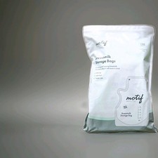 Motif Breast Milk Storage Bags 100 Count - New in Sealed Package
