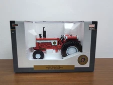 1/16 Spec Cast Farm Toy White 2270 Diesel Tractor 
