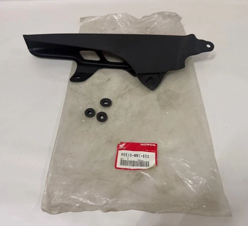 HONDA XR600R 1988-2000 DRIVE CHAIN CASE # 40510-MN1-650 (118)IR
