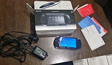 Sony PSP Slim & Lite PSP-2003 PB Piano Black PAL Bundle Box Charger 4GB