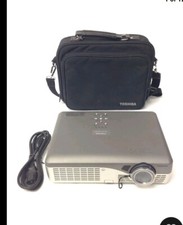 TOSHIBA TLP-S30 LCD Portable Digital Projector w/Bulb/387 Lamp Hours/Bag WORKING