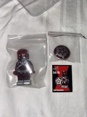 Minifigs Factory Red Guardian Minifigure
