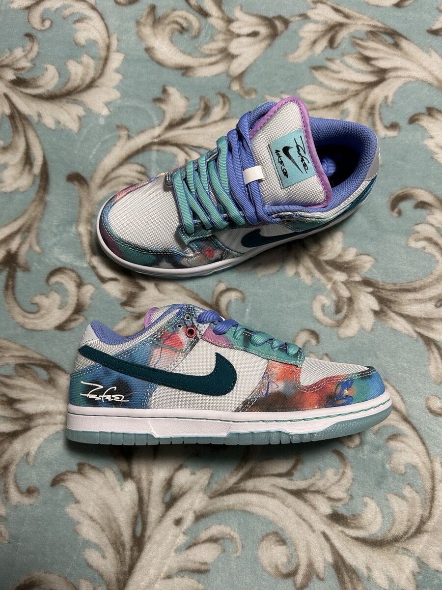 NIKE SB FUTURA LABORATORIES DUNK LOW (SIZE 4) (HF6061-400 NIKE SB FUTURA LABORATORIES DUNK LOW (SIZE 4) (HF6061-400