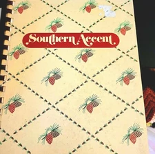 Southern Accent, Junior League Cookbook, Pine Bluff Arkansas, 1976 HC Plastic