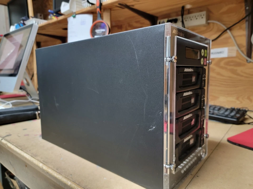 Duplicador de disco duro Addonics HDUSI3TDR con cable de alimentación Foto 3 de 4