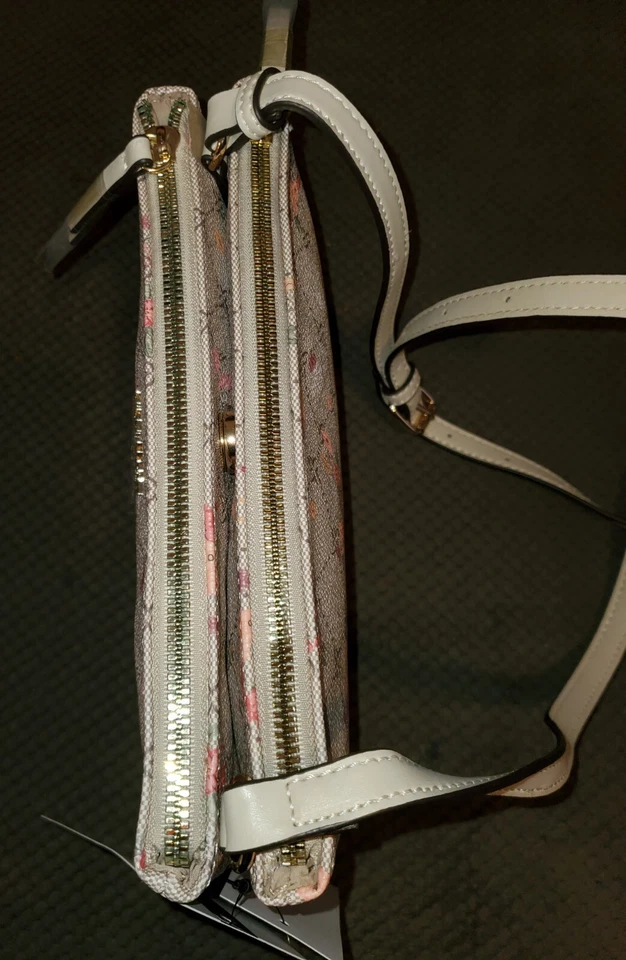 Cartera Bandolera Nine West, Nueva Tiene 2 Cremalleras, Correa Ajustable, Flores Paisley Foto 3 de 4