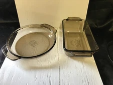 L' Ovenware Amber Deep 9” Pie Plate  & 1.5 Quart Loaf Pan