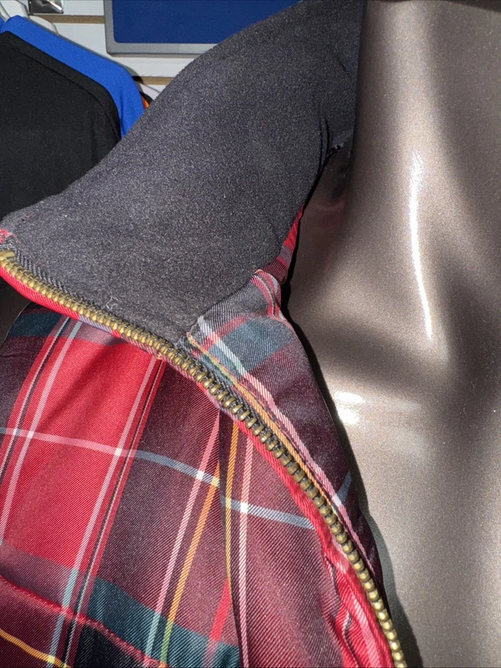 Chaleco acolchado a cuadros rojo Chaps Ralph Lauren para hombre M bolsillos con cremallera completa Foto 4 de 4