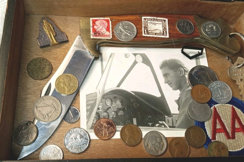 🇺🇸Lot Vintage 1910 Lincoln Junk Drawer Military Pilot Photo Buffalo Coins 1944