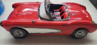 Enesco 1957 Red Corvette Music Box Love Me Tender- Hand Painted Cera (WBP013929)