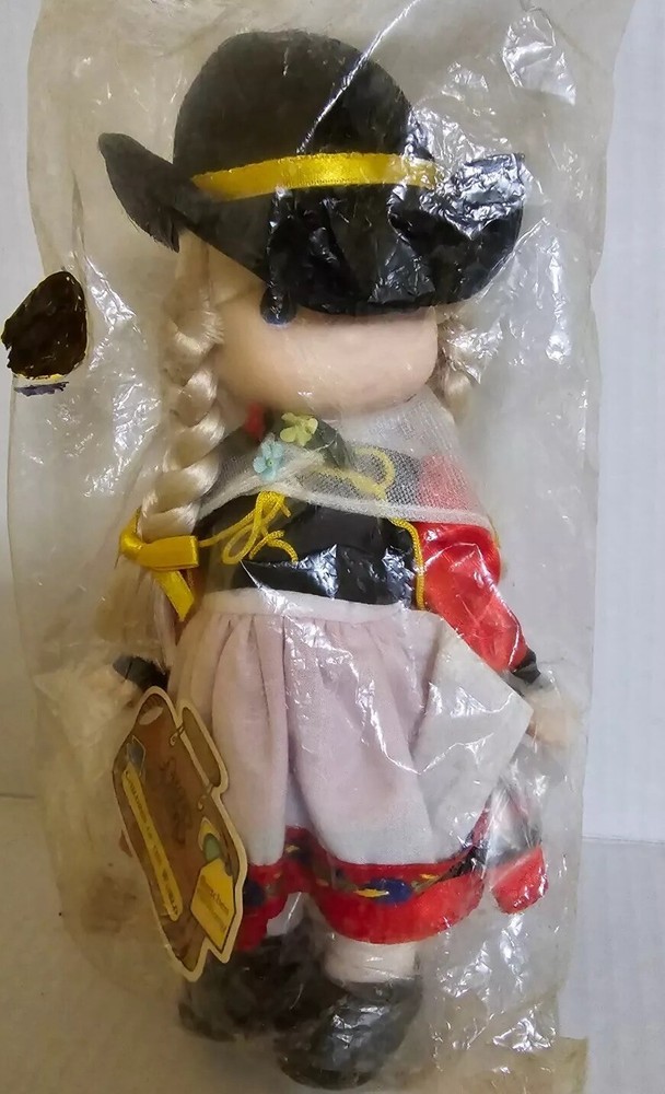 Precious Moments Children Of The World -1994- Gretchen, Germany 9” #1512