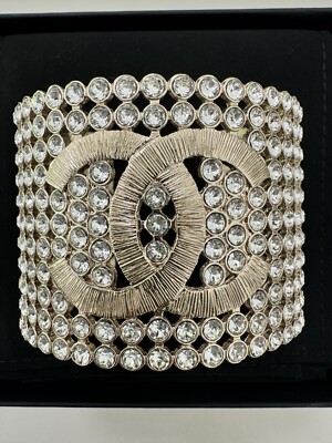 CHANEL 23S GOLD TONE CRYSTAL STRASS METAL CUFF CC LOGO BANGLE