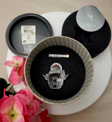 New old stock- SWAROVSKI Silver Crystal SNOWMAN 7475 NR 000 605 Crystal & COA