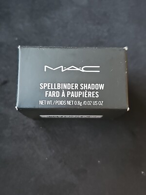 New In Box MAC Spellbinder Shadow Cosmic Clash 