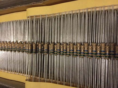 1/2w Carbon Film Resistors - 1 Ohm - 27 Ohm