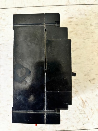 GENERAL ELECTRIC TEF134020 BREAKER 20 AMP 3POLE 240 VAC USED *TESTED* - Picture 5 of 6