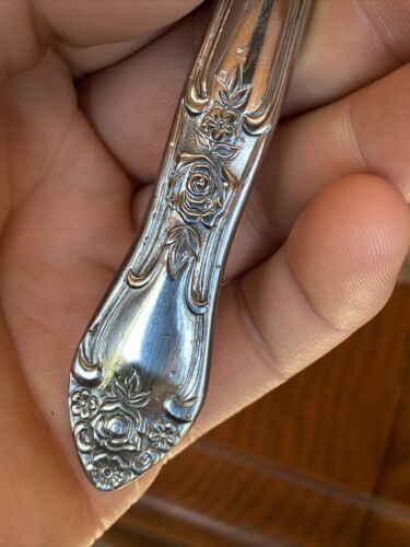 Service For 8 70 Supreme Cutlery Stainless Korea ROMA Pattern Floral Rose Flower - Picture 13 of 23