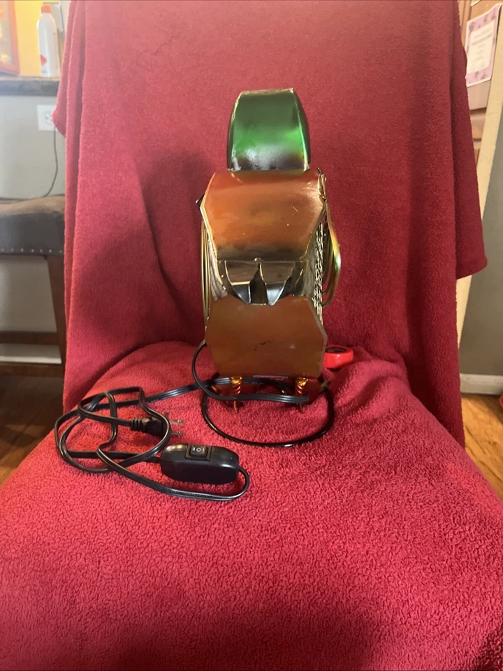 Deco Breeze Duck Personal Metal Electric Fan. Two Speed. Works Great. 17 x 14 - Image 4 of 4