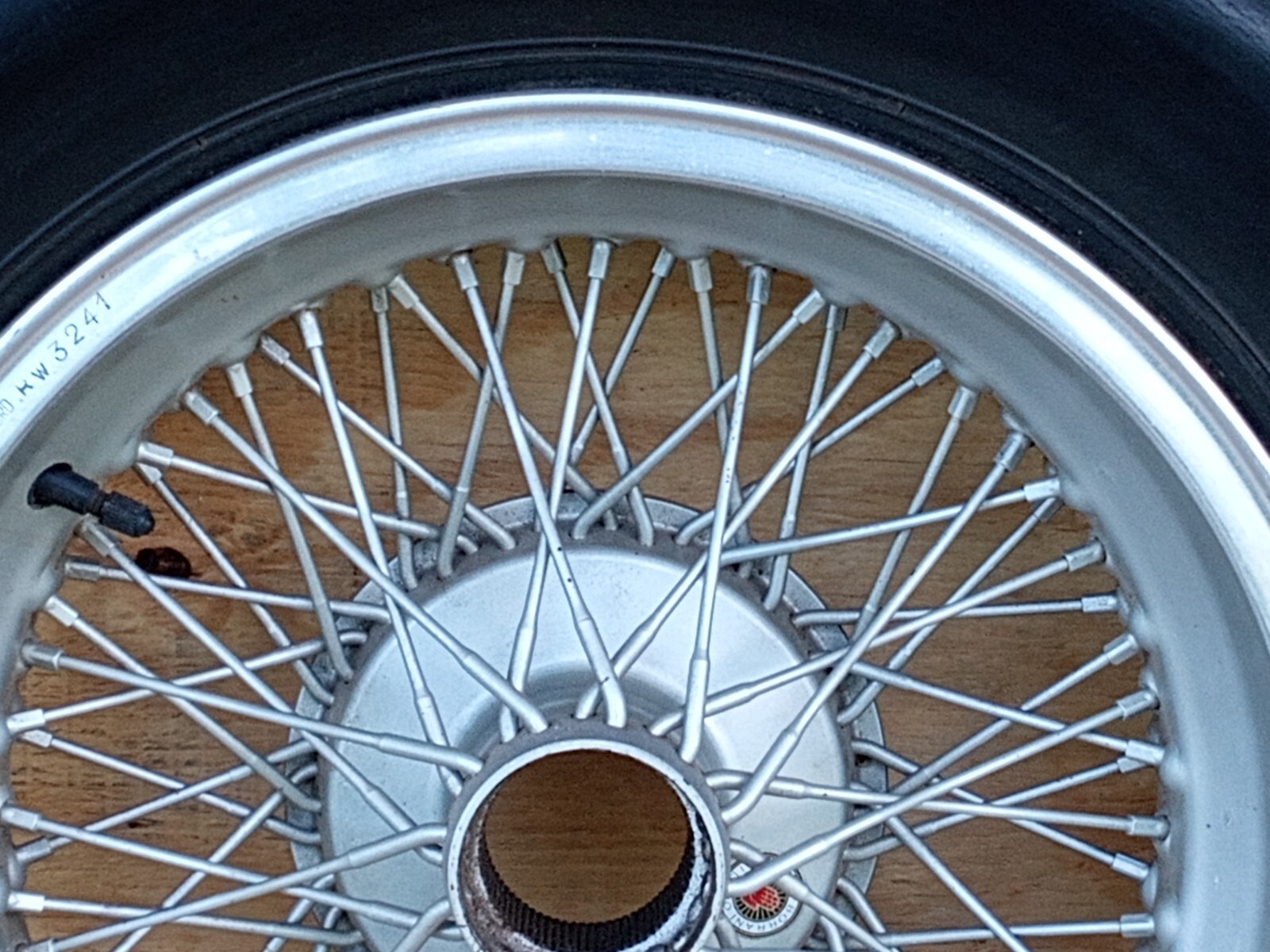 Ferrari 410S Borrani Wire Wheels_42 Rudge Hubs_16X5.5_RW3241_55-56_Dunlop Tires
