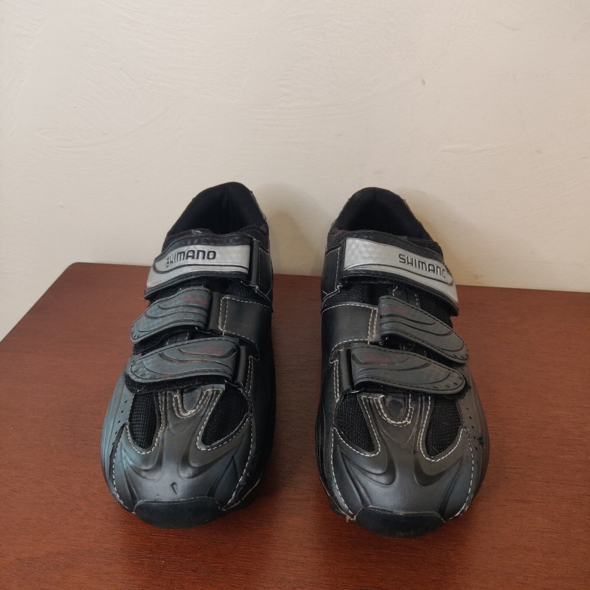 Shimano Mens Cycling Clip-in Shoes Black Size 42 (US 8.3) Hook
