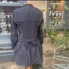 8 nuove giacca impermeabile Claire Campbell blu marino ad alto uso design vita affumicata 