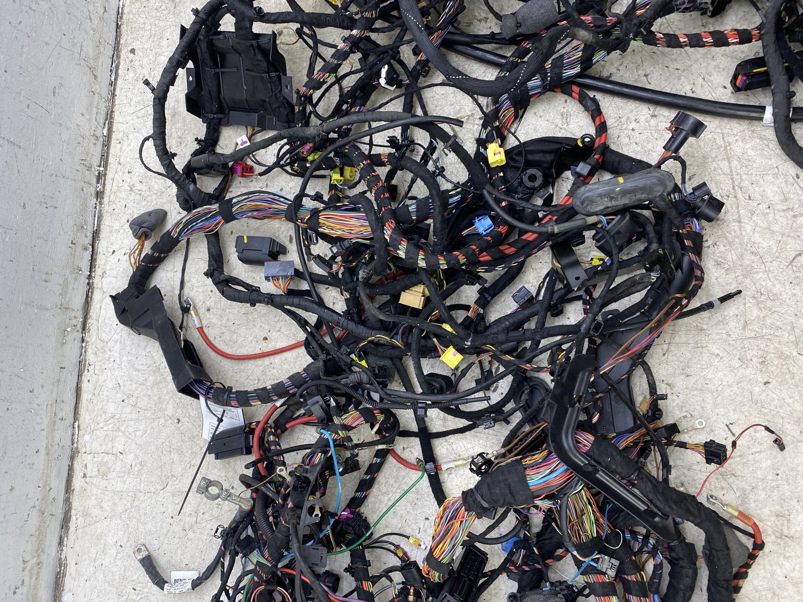 Bentley Flying Spur 2014-2018 Wiring harness