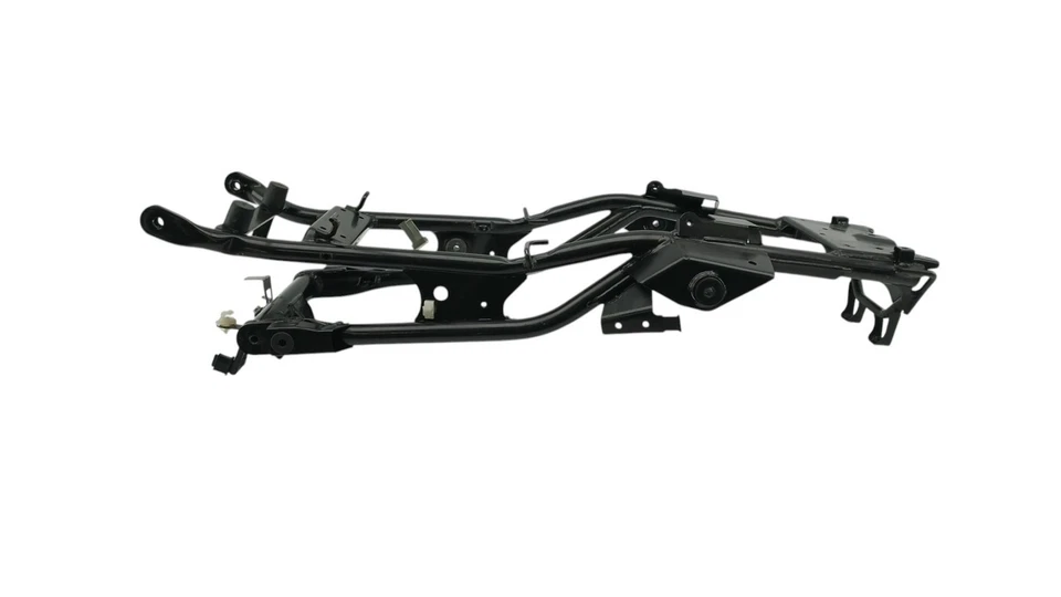Boucle de cadre arrière SUZUKI GSR 600 2006 à 2011 - Photo 2/4