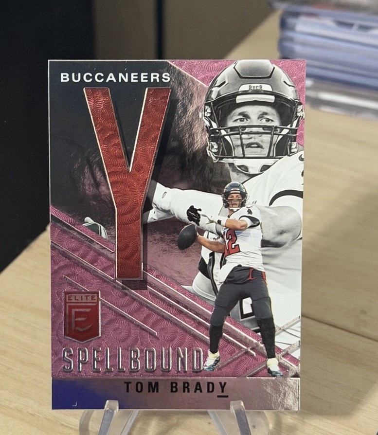 2021 Panini Donruss Elite - Spellbound Tom Brady #S-Y Pink