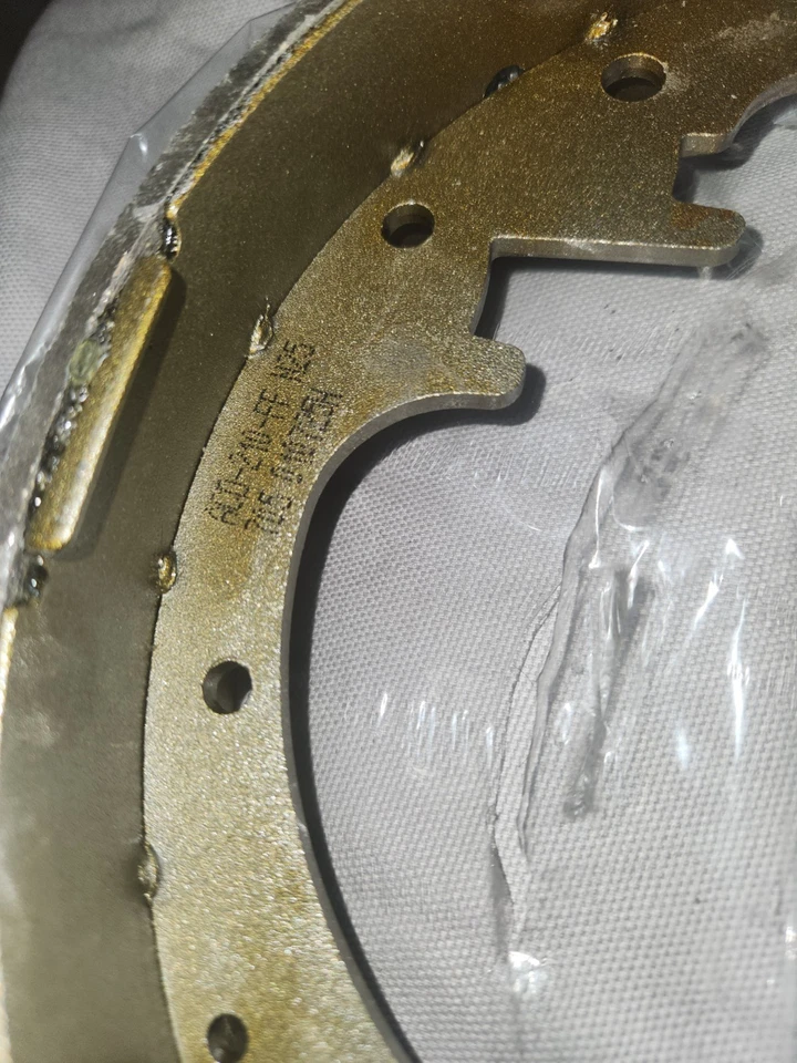 Rear Brake Shoes for 1995 1996-2009 Mazda B2300 B2500 B3000 B4000 Ford Ranger - Image 2 of 4