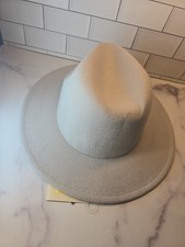 Universal Thread Womens Felt Fedora Hat Grey ...