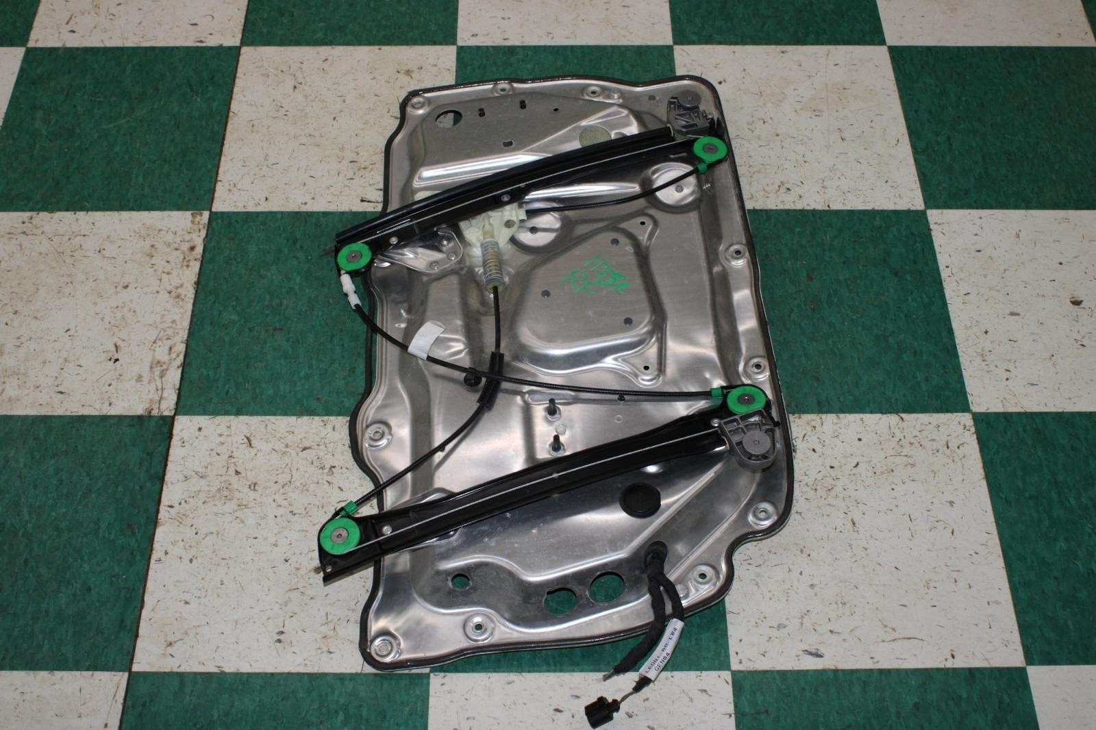 Bentley Flying Spur 2014-2018 Front Right Power window motor