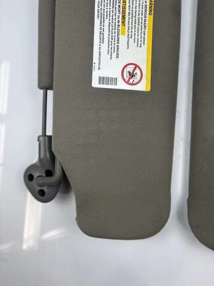 03-07 Chevy GMC Silverado Sierra Tahoe Suburban Yukon Juego de parasol OEM Foto 3 de 4