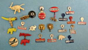 Lot of Political campaign pins pinbacks button Roosevelt Willkie Dewey 8 ball