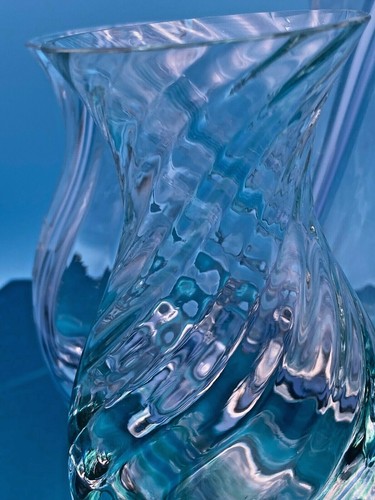 Beautiful Vintage Set of Three Caithness Candy Swirl Glass Vases Lilac & Green - Picture 12 of 12