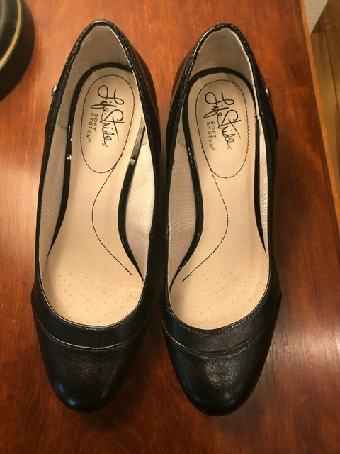 womens black pumps size 6