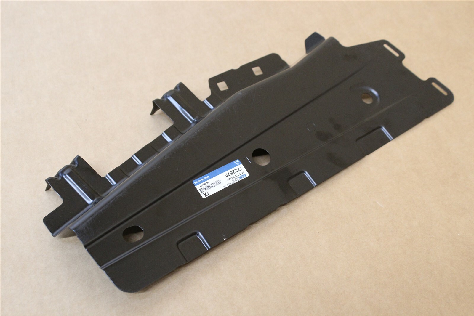 Genuine Ford Front Fender Bracket 1722672 for sale online | eBay