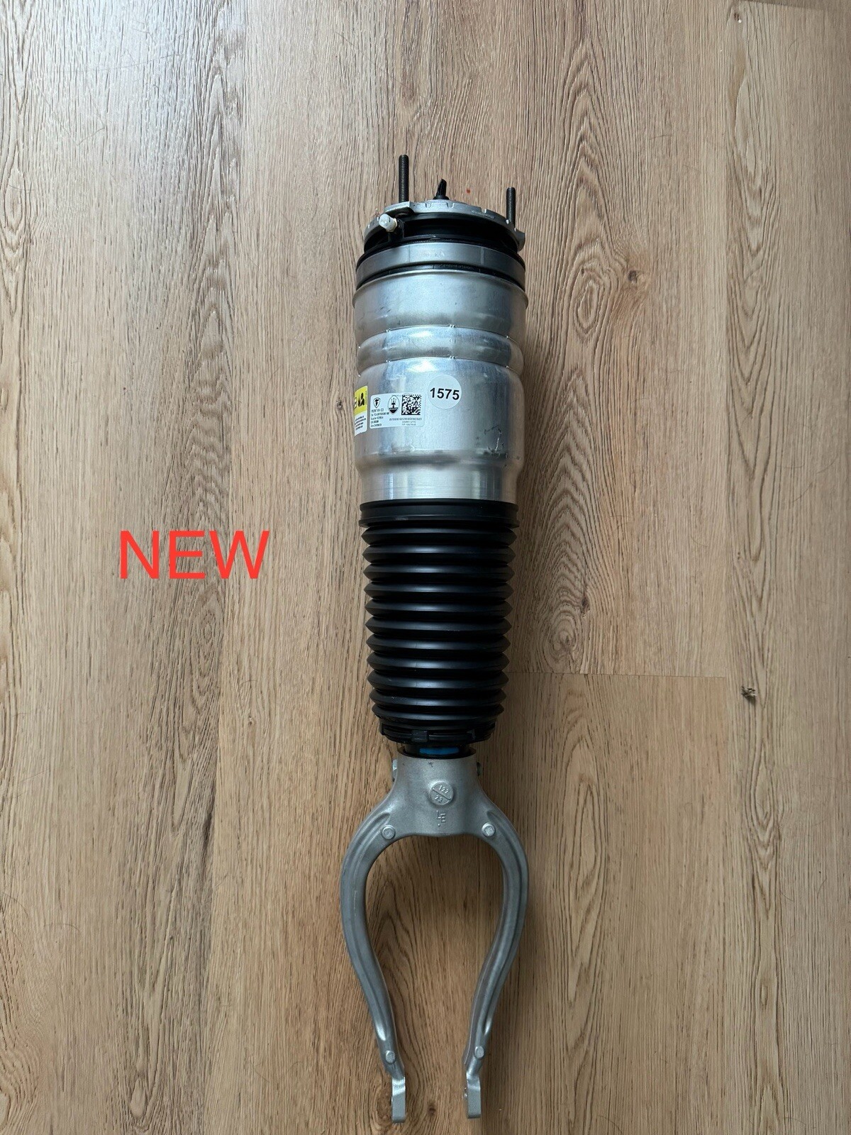 2023 MASERATI GRANTURISMO RIGHT FRONT SHOCK ABSORBER AIR SUSPENSION 06703090180