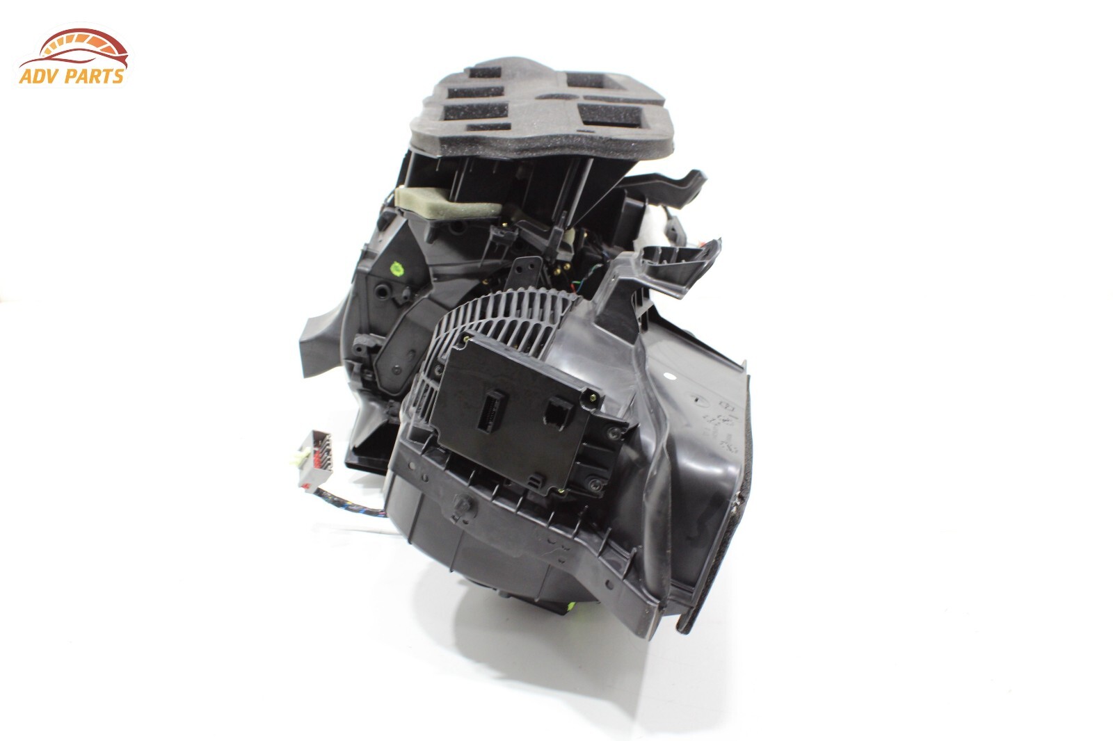 2017 - 2020 MASERATI LEVANTE HVAC AC CLIMATE HEATER BLOWER MOTOR HOUSING BOX OEM