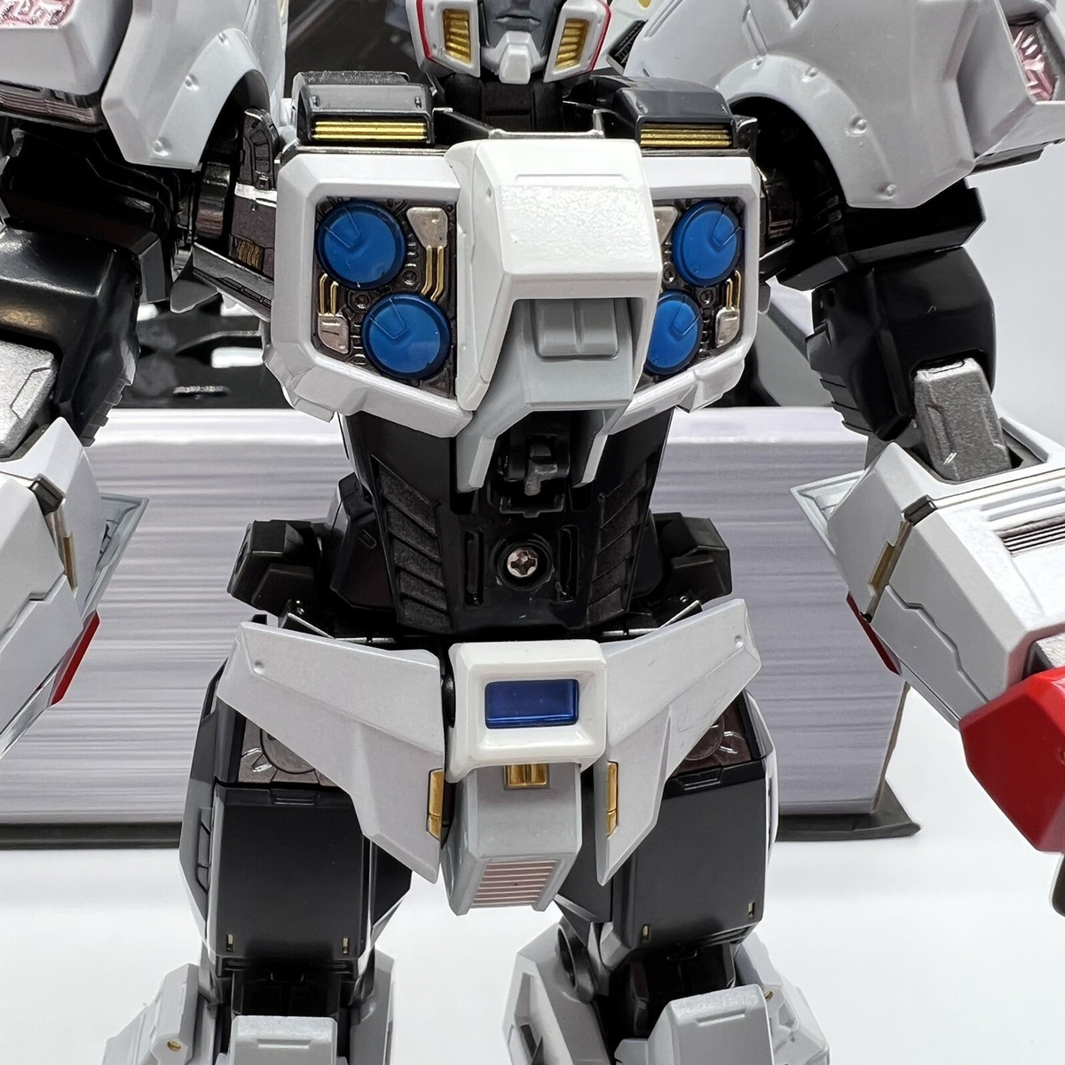 Transformers Kuro Kara Kuri #01 Drift Action Figure Flame Transformers Kuro Kara Kuri #01 Drift Action Figure Flame