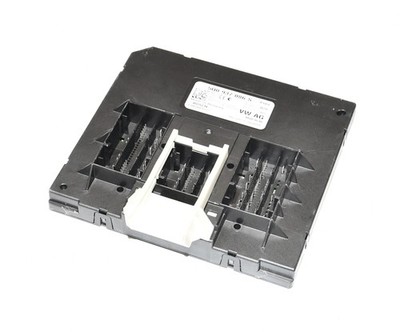 Bordnetzsteuergerät BCM Body Control Module  5Q0937086S Z09 Golf VII 7 Variant 