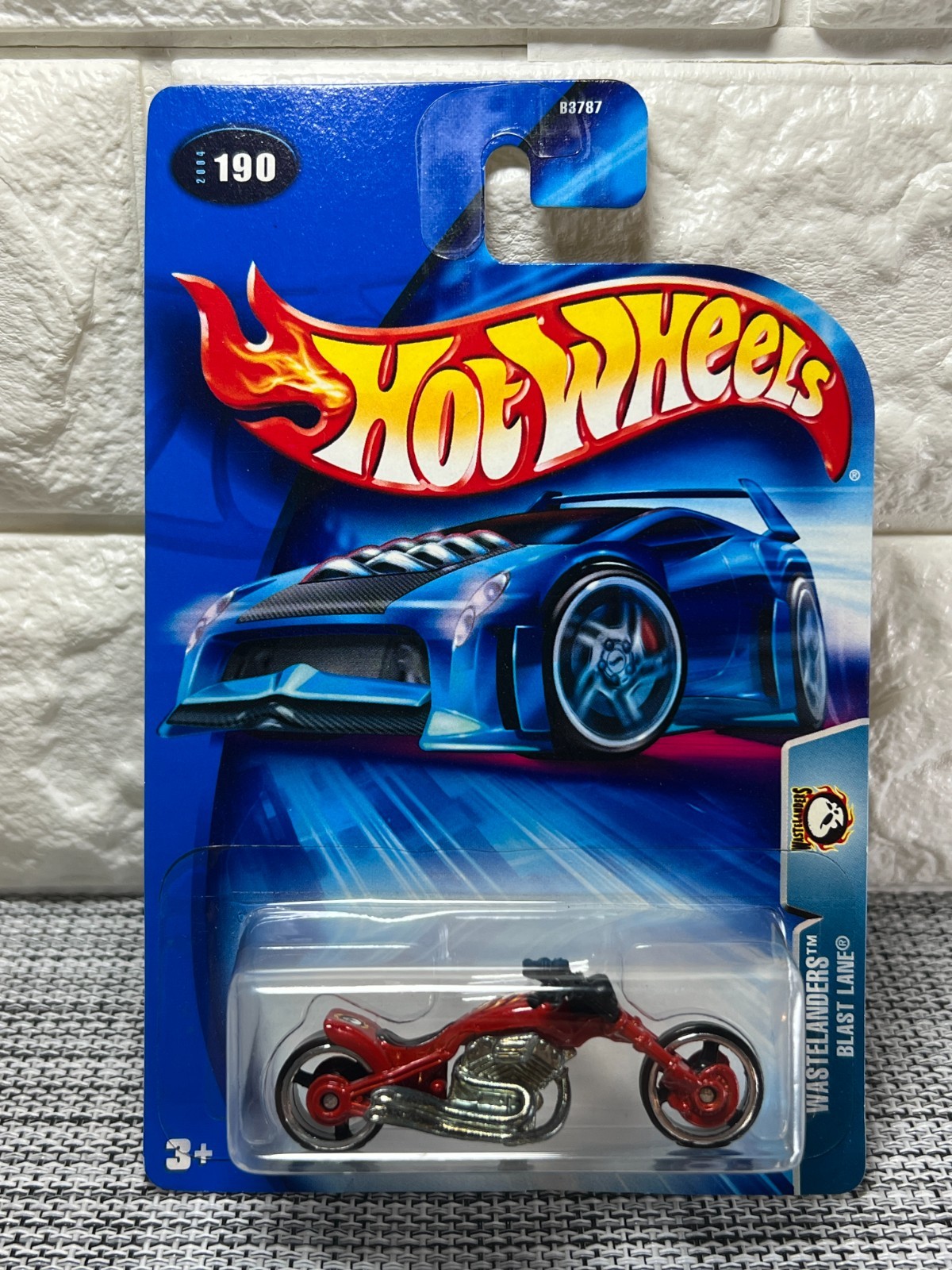 Hot Wheels Wastelanders Blast Lane 2004 #190 Red