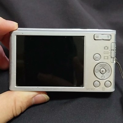 Sony DSC-W830 Cyber-Shot 20.1MP 8x Optical Zoom Digital Camera