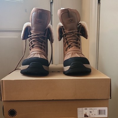 UGG Adirondack Boot XXV Women's Size 11 Waterproof Winter Snow Boots Chestnut