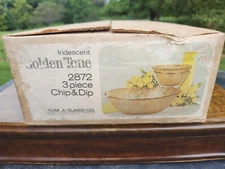 Indiana Glass Co Iridescent chip and dip bowl Golden tone 3 piece set  NIB #2872
