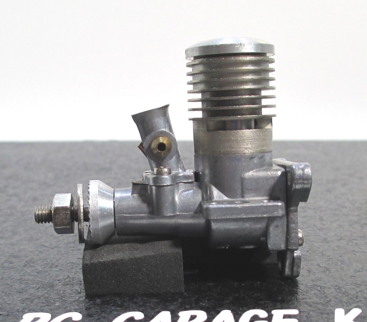 Enya 049-II 0.81cc vintage 2 stroke glow engine for control