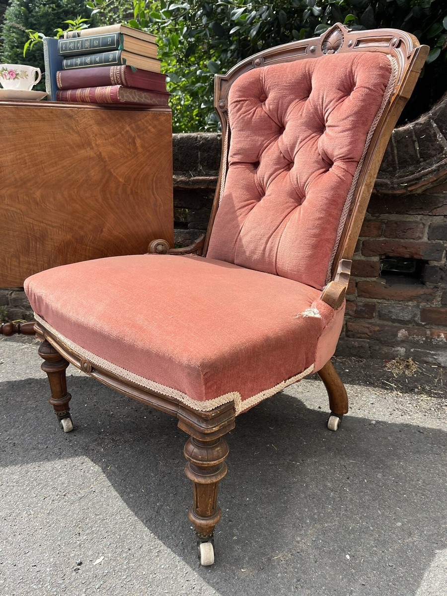 Victorian Mahogany Frame Button Back Nursing Chair For Upholstery