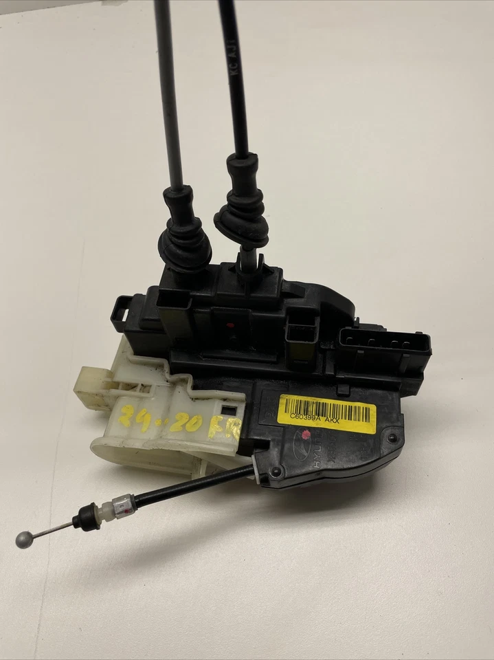 Hyundai Sonata 2006 actuador de cierre de puerta del lado del pasajero delantero derecho OEM Foto 3 de 4